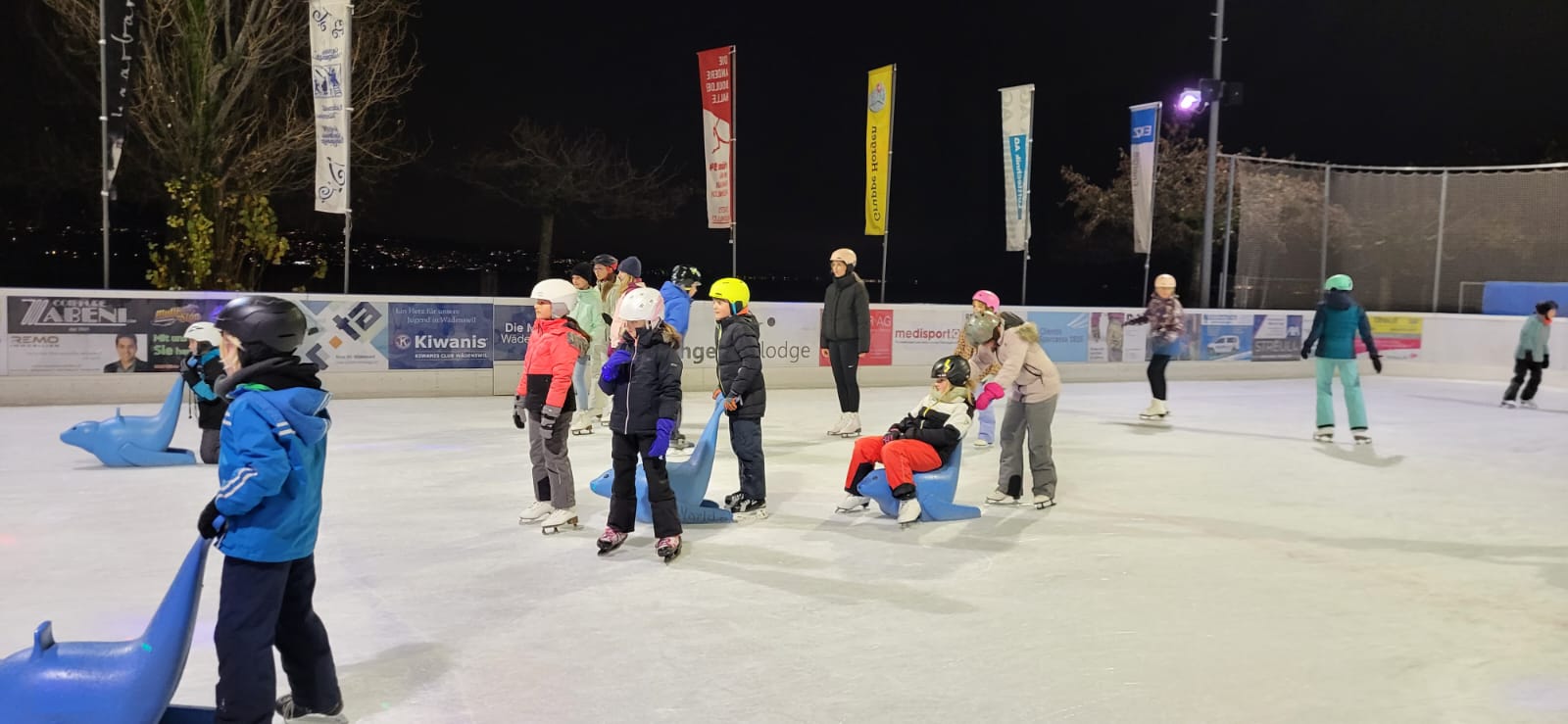 Jugi auf der Eisbahn 2023